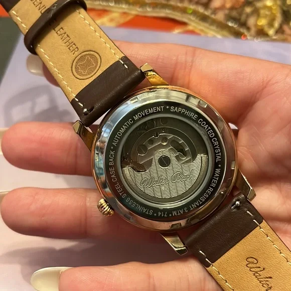 Rose Gold and brown automatic watch
Box included - Picture 5 of 10